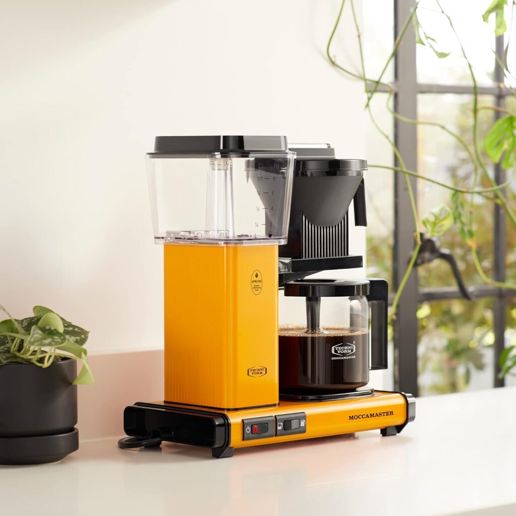 Technivorm Moccamaster 53942 KBGV 10-Cup Coffee Maker Yellow Pepper, 40 Ounce, 1.25l